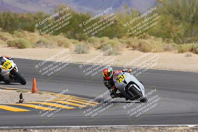 media/Oct-30-2022-CVMA (Sun) [[fb421c3cec]]/Race 5 Amateur Formula Middleweight/